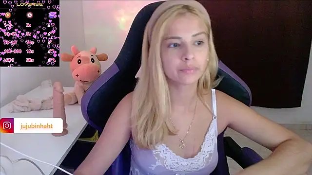 Snapshot of jujubinhahot chatting on March 7, 2025, 10:54 pm jujubinhahot online show from March 7, 2025, 10:54 pm