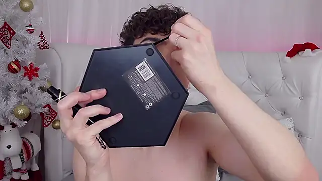 RobbyCharming online show from December 21, 2025, 3:41 am