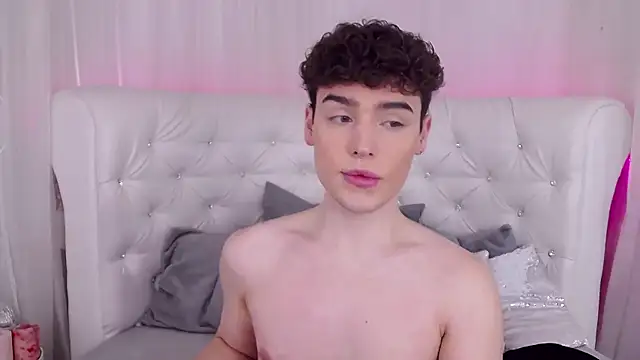 RobbyCharming online show from October 17, 2025, 3:43 am