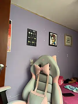 charlotte stevenss  online show from February 22, 2026, 3:46 pm