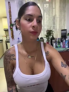 charlotte stevenss  online show from March 14, 2025, 1:35 pm