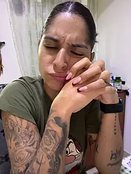 charlotte stevenss  online show from March 18, 2025, 2:50 pm