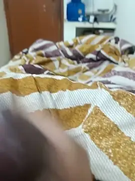 Snapshot of wrong_man25 chatting on February 20, 2026, 1:24 am wrong man25 online show from February 20, 2026, 1:24 am