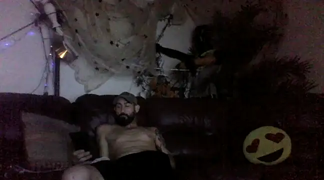 ItalianPapiDripDrip online show from March 18, 2025, 4:06 pm