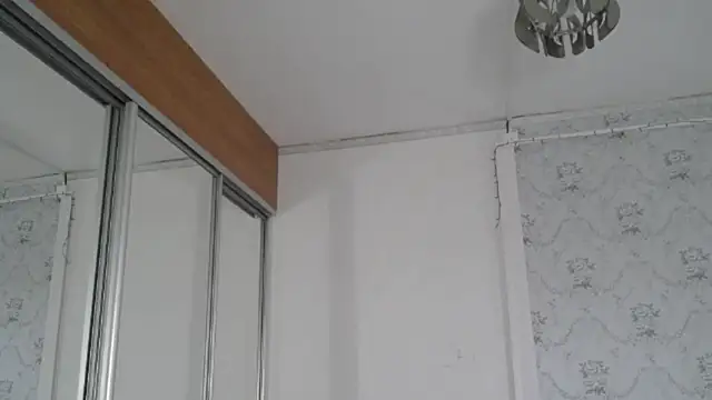 Snapshot of Popppka chatting on May 7, 2026, 1:58 pm Popppka online show from May 7, 2026, 1:58 pm
