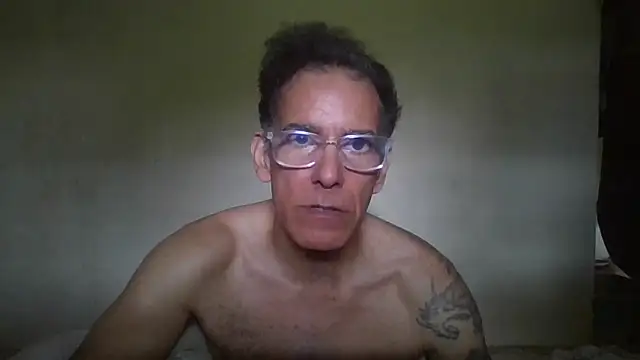 Snapshot of CaptainFox chatting on July 20, 2026, 5:04 pm CaptainFox online show from July 20, 2026, 5:04 pm