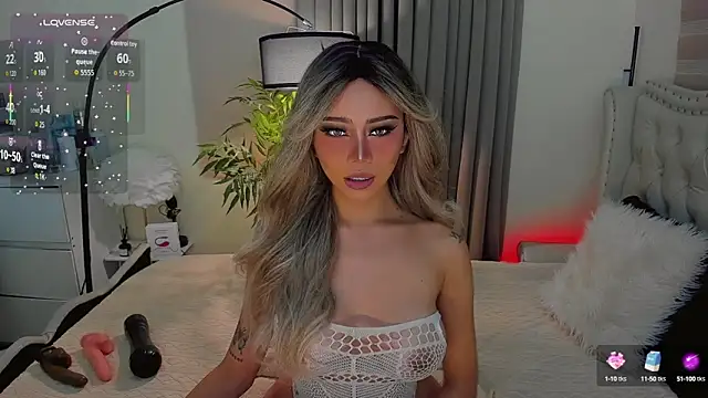 FinestGirlx online show from September 10, 2025, 8:08 pm