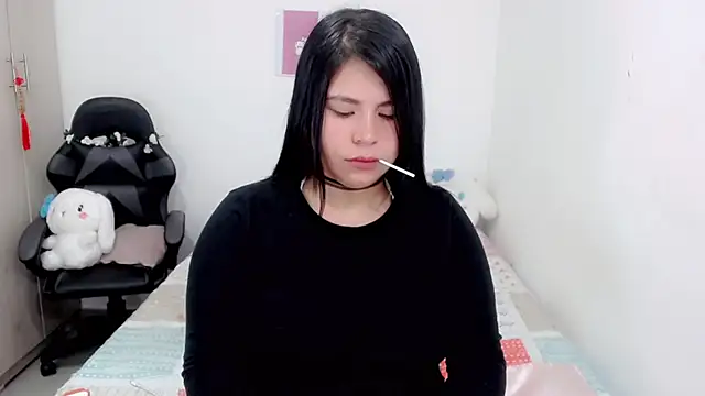 Snapshot of Youlittlepervertt_ chatting on March 7, 2025, 2:36 am Youlittlepervertt online show from March 7, 2025, 2:36 am