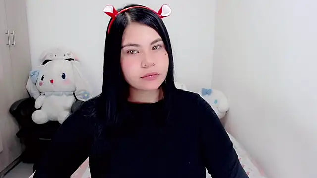 Youlittlepervertt  online show from December 3, 2025, 11:42 am