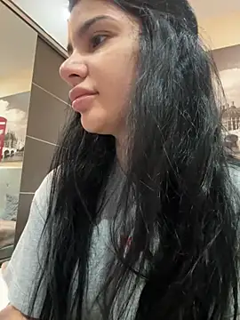 Samira30 online show from November 24, 2025, 8:47 am