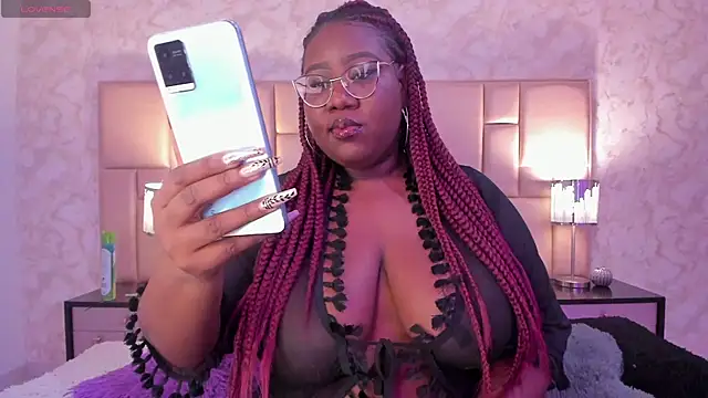 Snapshot of Darnellqueen chatting on January 11, 2025, 3:55 am Darnellqueen online show from January 11, 2025, 3:55 am