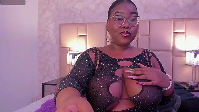 Snapshot of Darnellqueen chatting on January 27, 2025, 6:52 am Darnellqueen online show from January 27, 2025, 6:52 am
