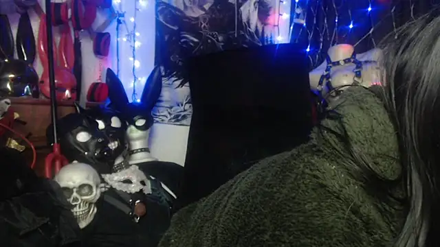 Astartexxx online show from October 10, 2025, 3:29 am