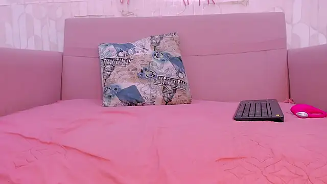 lara murphy online show from February 4, 2026, 11:00 pm