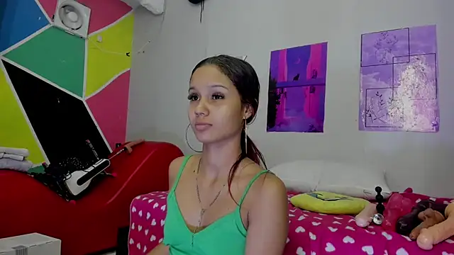 Snapshot of MarianaManzur chatting on February 28, 2025, 1:36 pm MarianaManzur online show from February 28, 2025, 1:36 pm