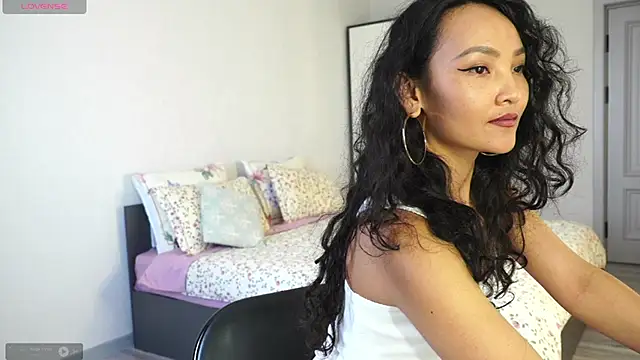 Snapshot of merca_8 chatting on March 15, 2025, 6:36 am merca 8 online show from March 15, 2025, 6:36 am