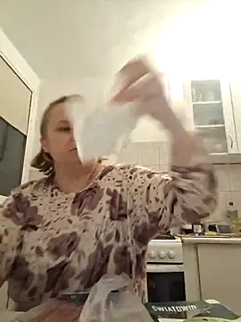 Snapshot of She-devilx chatting on January 11, 2025, 3:02 am She-devilx online show from January 11, 2025, 3:02 am