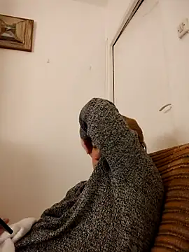 Snapshot of She-devilx chatting on February 16, 2025, 9:38 pm She-devilx online show from February 16, 2025, 9:38 pm