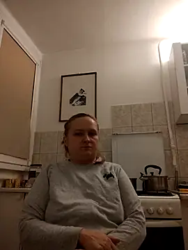 Snapshot of She-devilx chatting on February 17, 2025, 9:43 pm She-devilx online show from February 17, 2025, 9:43 pm