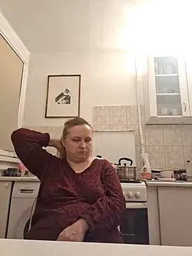 Snapshot of She-devilx chatting on October 7, 2025, 11:50 pm She-devilx online show from October 7, 2025, 11:50 pm