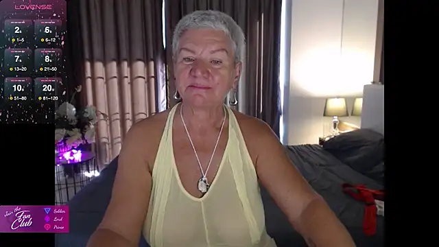 Snapshot of roxana_brooks chatting on January 10, 2026, 2:29 am roxana brooks online show from January 10, 2026, 2:29 am