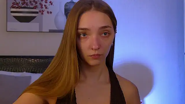 VirginieCruz online show from November 27, 2025, 6:03 am