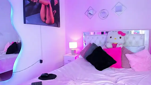 Snapshot of Candace_Hill1 chatting on October 28, 2025, 9:14 pm Candace Hill1 online show from October 28, 2025, 9:14 pm