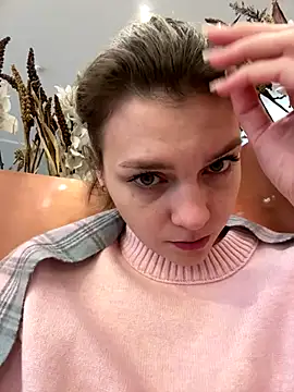 ValenciaShock online show from November 28, 2025, 6:35 am