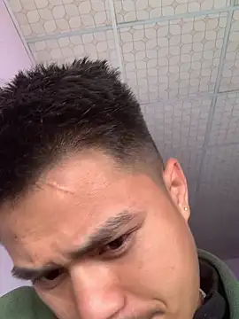 Hullax online show from February 17, 2026, 2:31 am