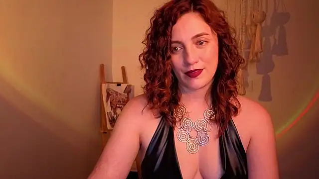 Snapshot of Mala_Bad chatting on May 31, 2026, 4:35 pm Mala Bad online show from May 31, 2026, 4:35 pm