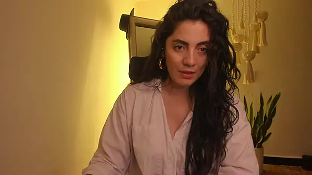 Snapshot of Mala_Bad chatting on March 10, 2025, 1:21 pm Mala Bad online show from March 10, 2025, 1:21 pm