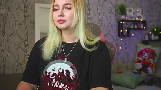 Snapshot of Moon_Valkyrie chatting on March 1, 2026, 9:09 am Moon Valkyrie online show from March 1, 2026, 9:09 am