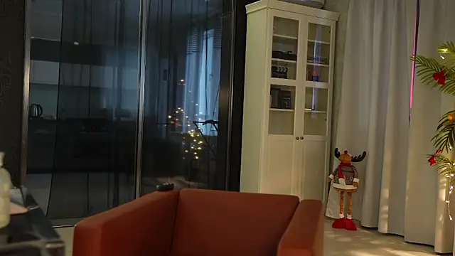 seeunexttime0 online show from December 26, 2024, 6:19 am