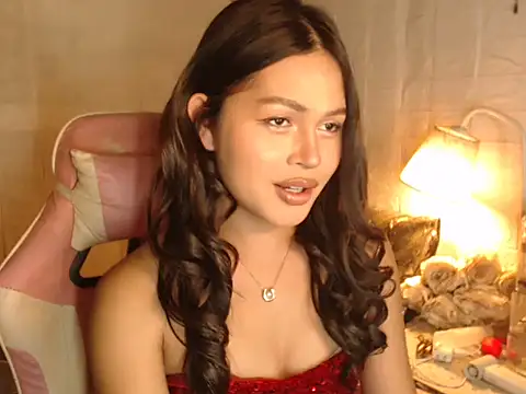 Ashely Lewis online show from November 30, 2025, 1:45 pm