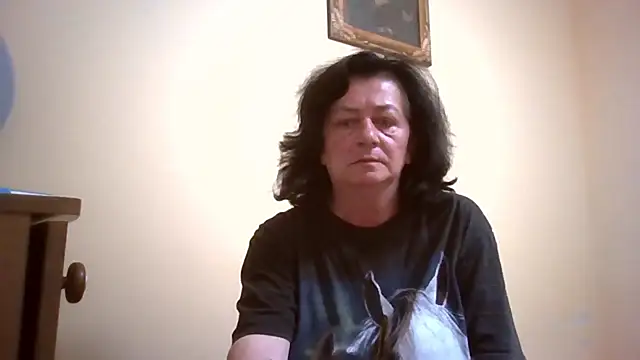 GypsiQueen2 online show from May 20, 2026, 6:27 pm