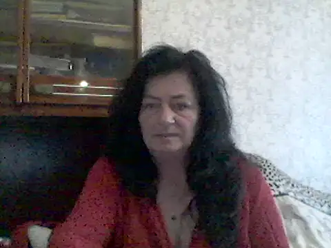Snapshot of GypsiQueen2 chatting on March 7, 2025, 2:01 pm GypsiQueen2 online show from March 7, 2025, 2:01 pm