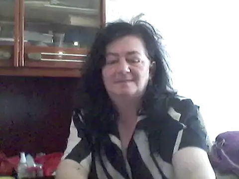 Snapshot of GypsiQueen2 chatting on March 9, 2025, 11:58 am GypsiQueen2 online show from March 9, 2025, 11:58 am