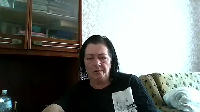Snapshot of GypsiQueen2 chatting on June 30, 2026, 7:52 am GypsiQueen2 online show from June 30, 2026, 7:52 am
