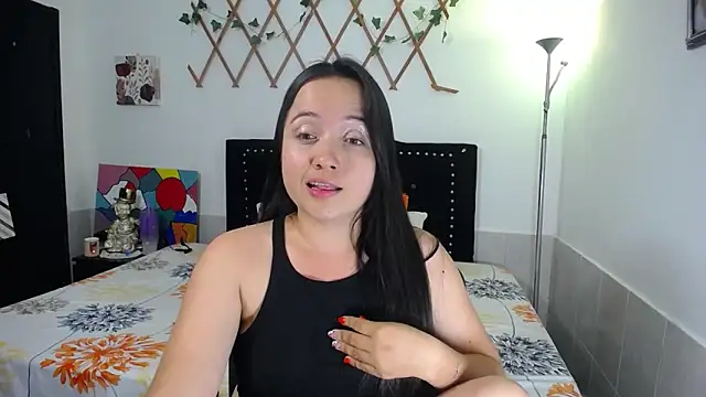 Snapshot of naughty_girl_4u chatting on May 10, 2026, 12:14 am naughty girl 4u online show from May 10, 2026, 12:14 am
