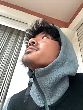 juniiorre online show from November 16, 2025, 9:25 am