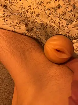 Snapshot of Young_Couple20 chatting on January 9, 2025, 4:28 pm Young Couple20 online show from January 9, 2025, 4:28 pm