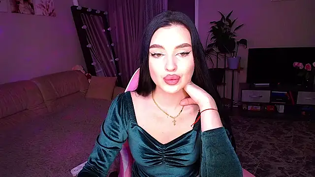   Malika   online show from November 23, 2025, 3:11 pm