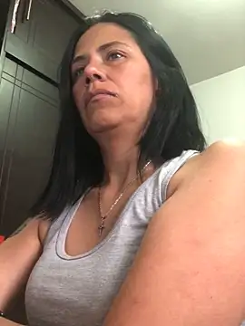 Snapshot of sharoon_cheerry chatting on October 23, 2025, 11:53 am sharoon cheerry online show from October 23, 2025, 11:53 am