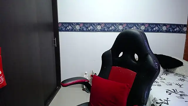 Snapshot of sharoon_cheerry chatting on October 24, 2025, 11:42 am sharoon cheerry online show from October 24, 2025, 11:42 am