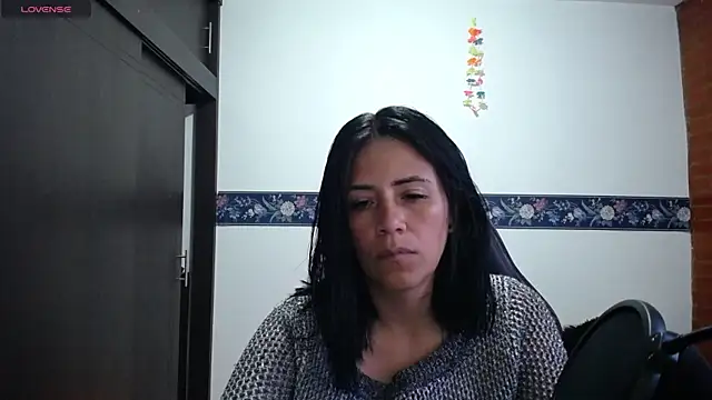 Snapshot of sharoon_cheerry chatting on September 17, 2025, 11:01 am sharoon cheerry online show from September 17, 2025, 11:01 am