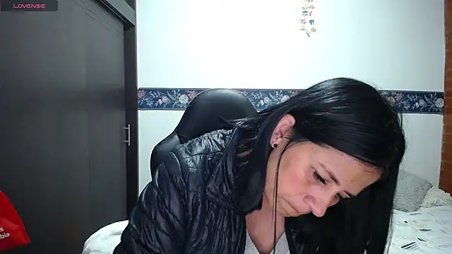 Snapshot of sharoon_cheerry chatting on September 20, 2025, 3:00 am sharoon cheerry online show from September 20, 2025, 3:00 am