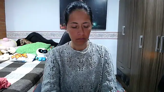 Snapshot of sharoon_cheerry chatting on July 24, 2026, 11:06 am sharoon cheerry online show from July 24, 2026, 11:06 am
