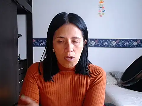 Snapshot of sharoon_cheerry chatting on September 11, 2025, 11:32 am sharoon cheerry online show from September 11, 2025, 11:32 am