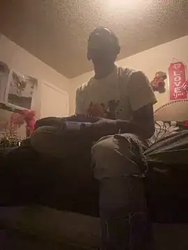 maclovelovepussy online show from May 6, 2026, 3:38 pm