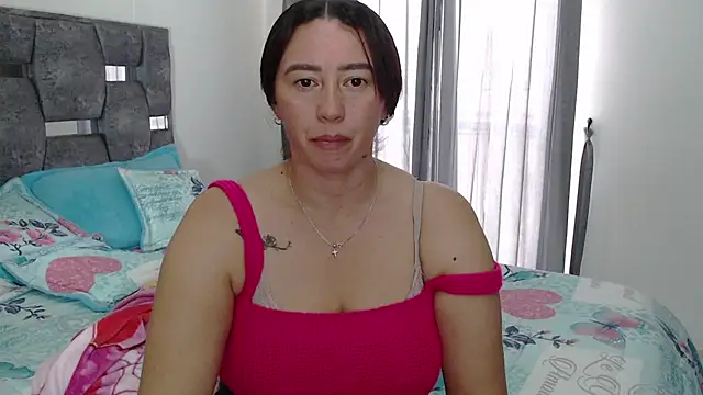 sara hott 1 online show from March 4, 2026, 6:37 pm